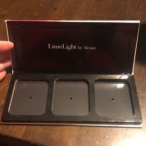 Limelight by alcone trio pallet